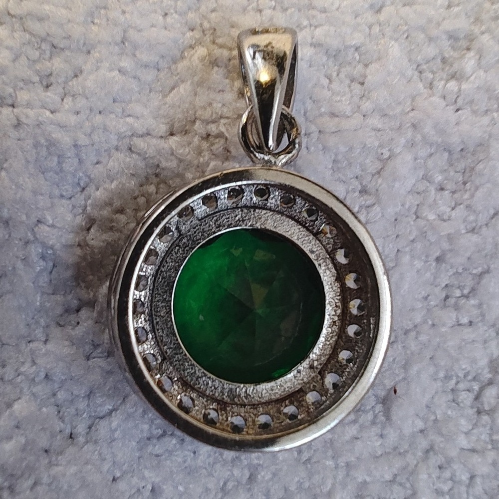 Pendant Green Silver Round Halo - Picture 8 of 8